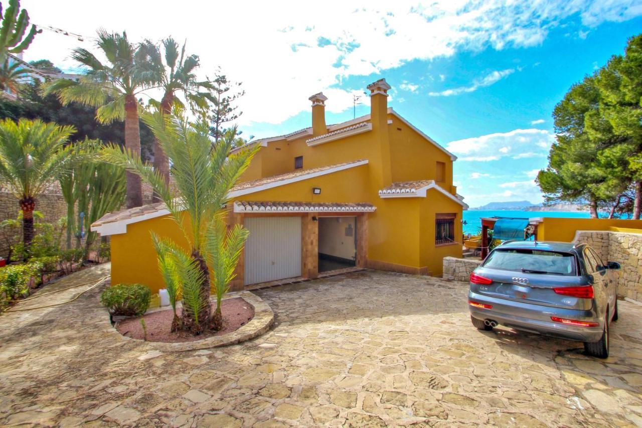 El Portet - Beachfront Holiday Home With Private Pool In Moraira Exterior photo