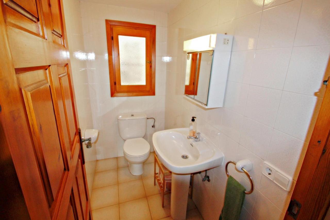 El Portet - Beachfront Holiday Home With Private Pool In Moraira Exterior photo